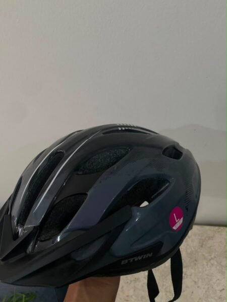 Btwin helmeat